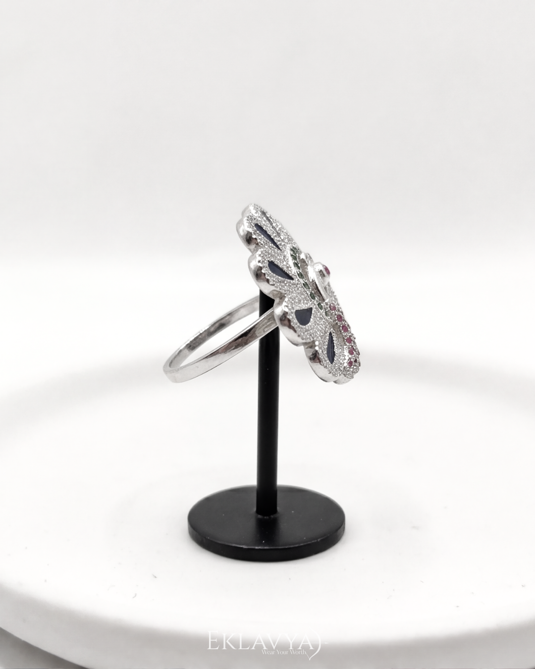 Mayūra Antique Statement Ring
