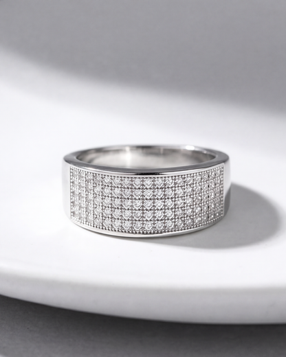 Aurora Pavé Band Ring – (5 Rows)