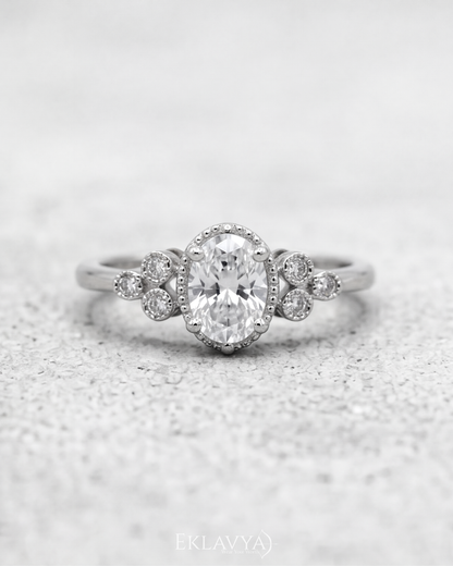 Élanora Bloom Solitaire Ring