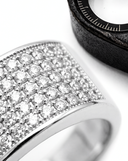 Aurora Pavé Band Ring – (5 Rows)