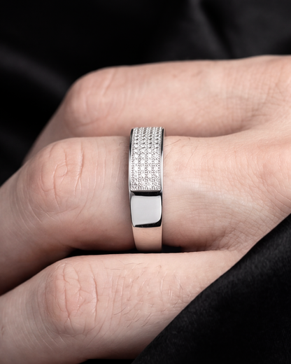Aurora Pavé Band Ring – Small (4 Rows)