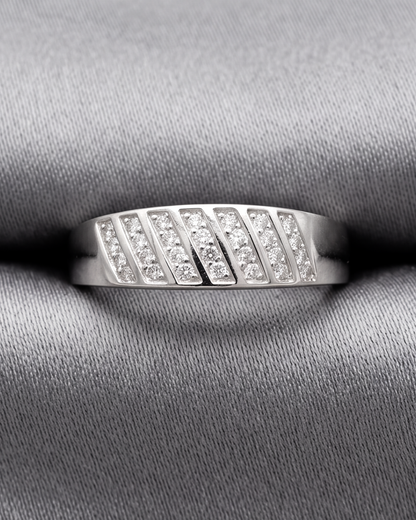 Linéa Pavé Band Ring