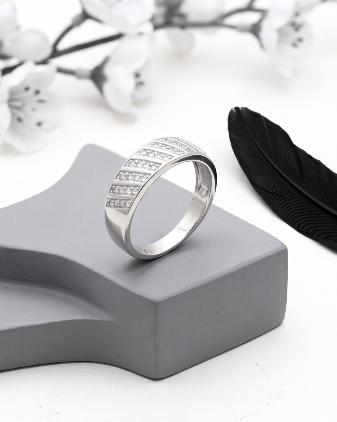 Linéa Pavé Band Ring