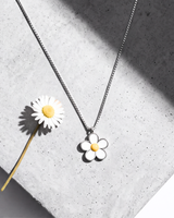 The Golden Daisy Pendant