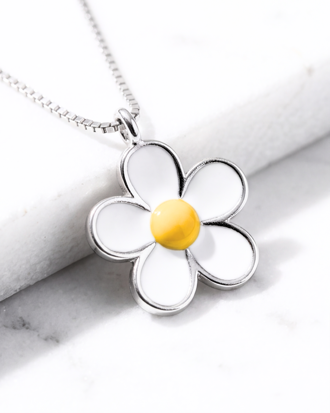 The Golden Daisy Pendant