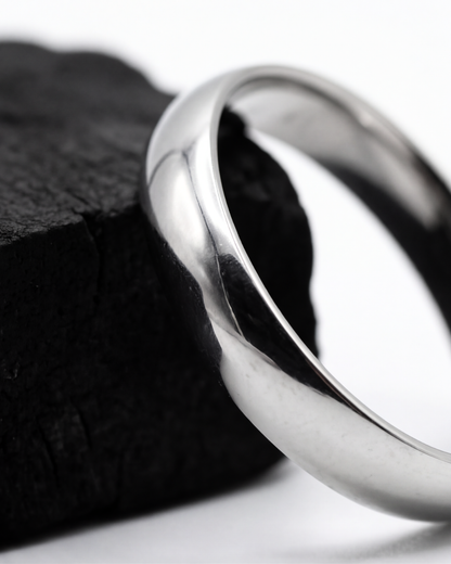 Unisex Essence Band Ring