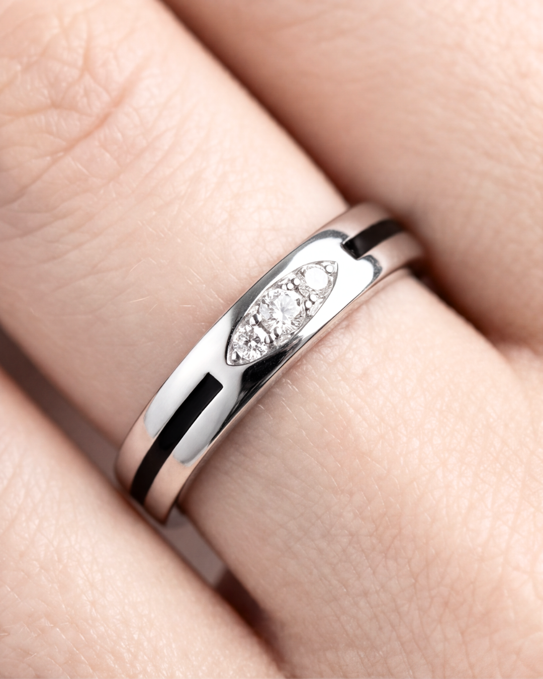 Unisex Eclipse Band Ring