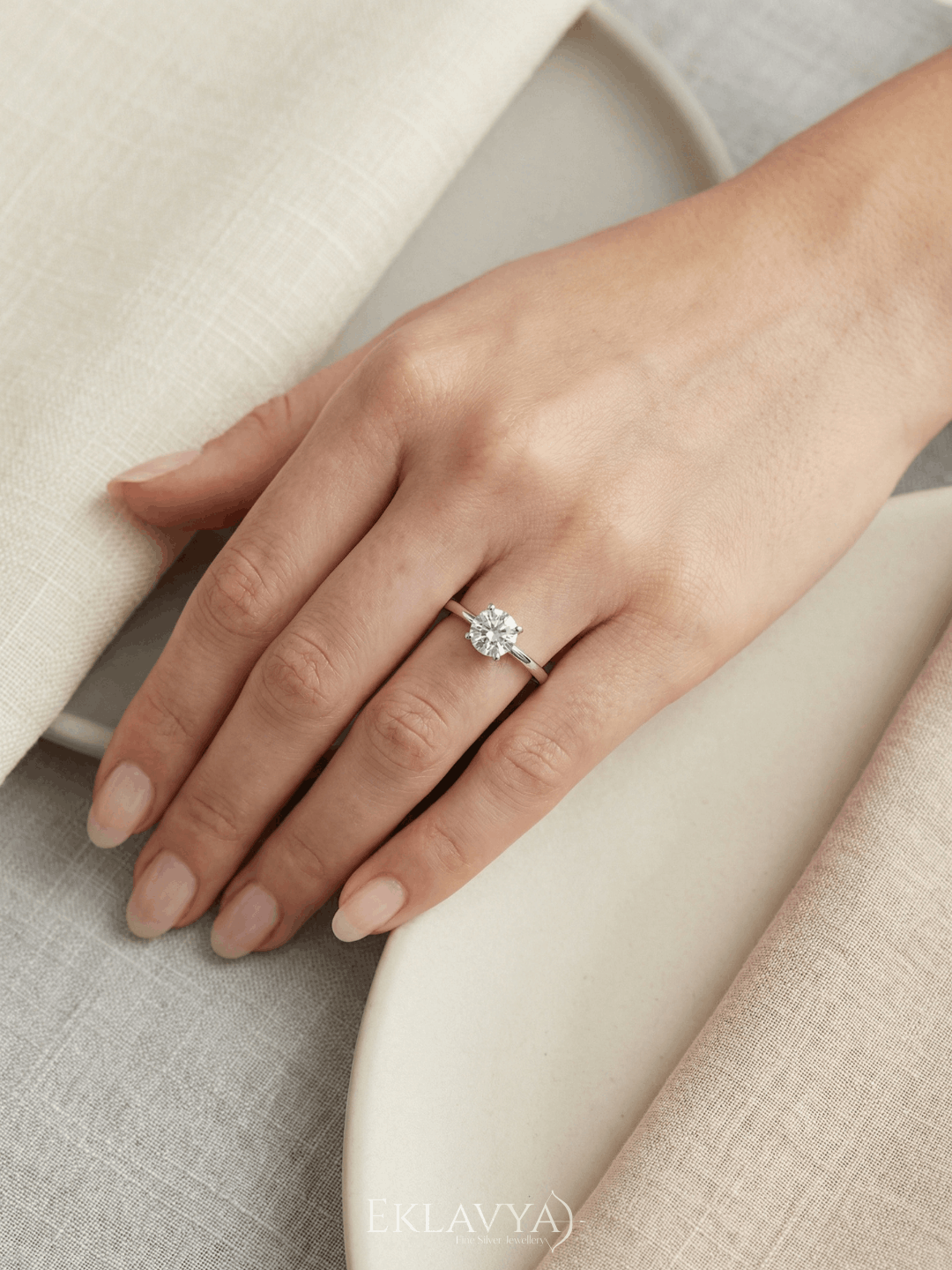Simple Solitaire Ring