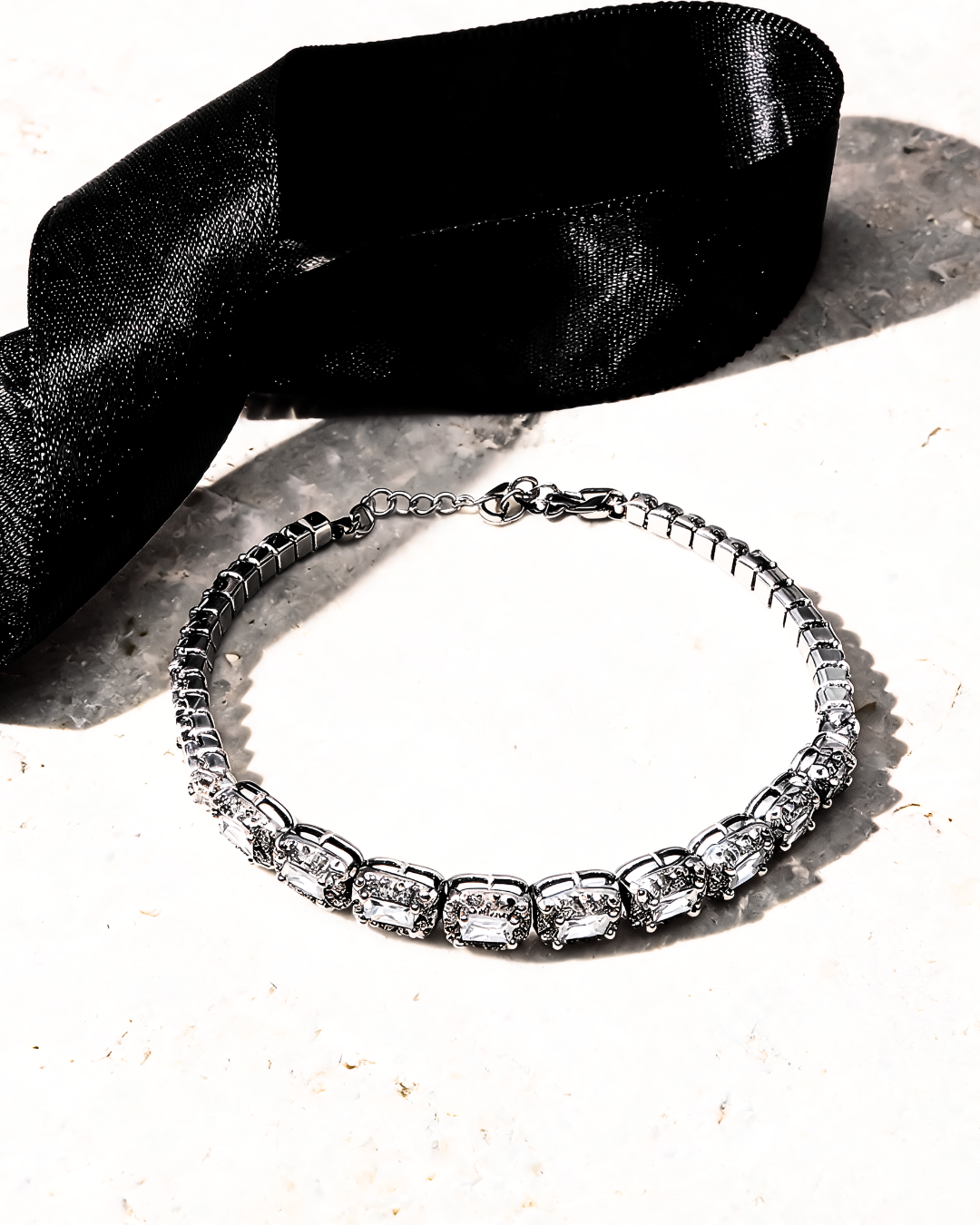 Elegant Link Diamond-Cut Bracelet
