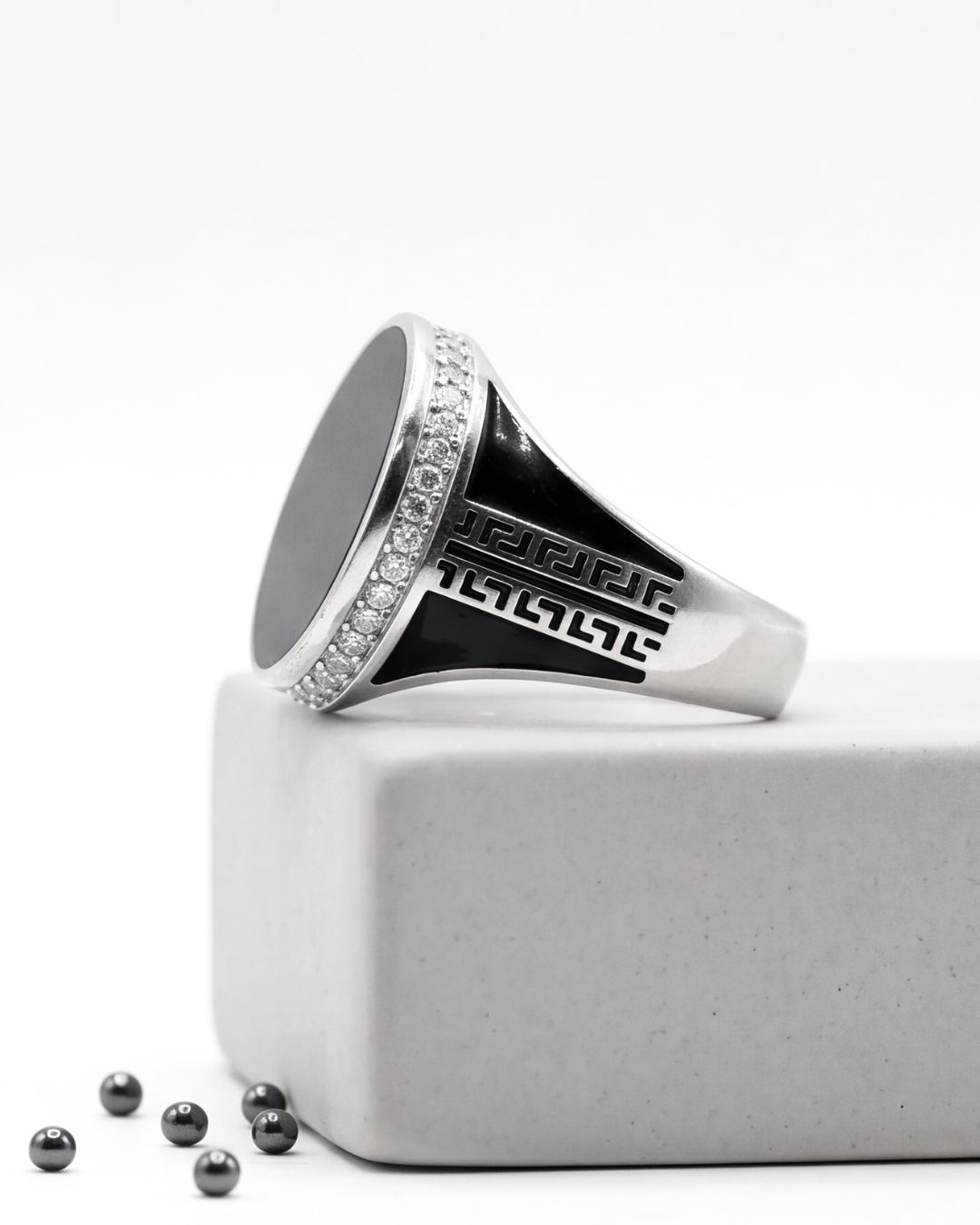 Noir Imperium Signet Ring