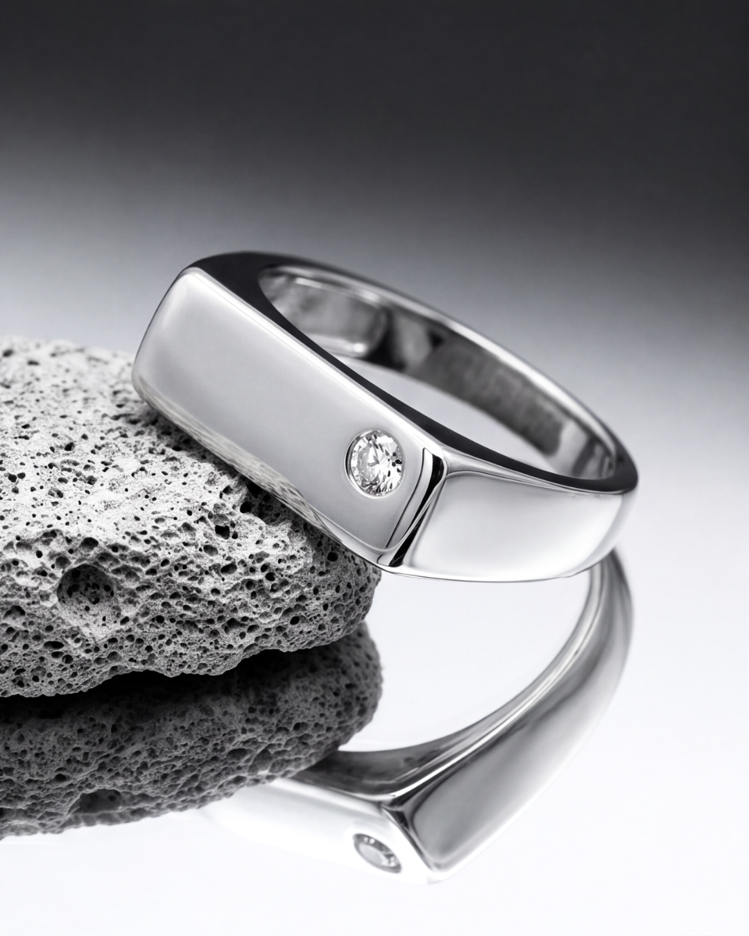 Apex Signature Ring