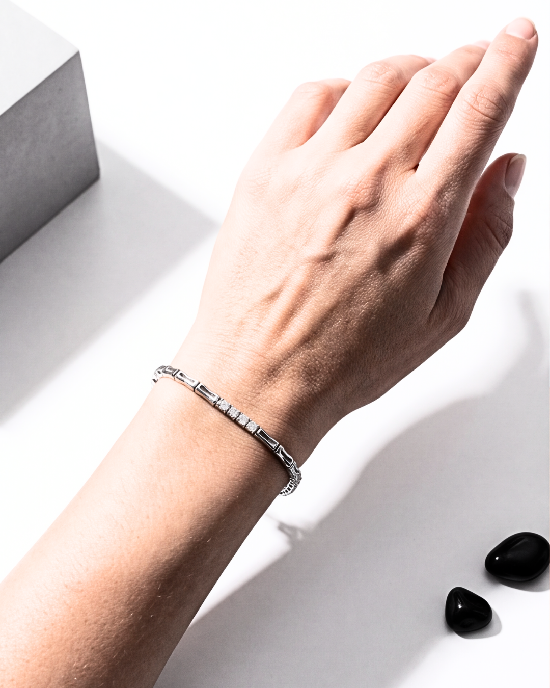 Elegant Textured Bar Bracelet
