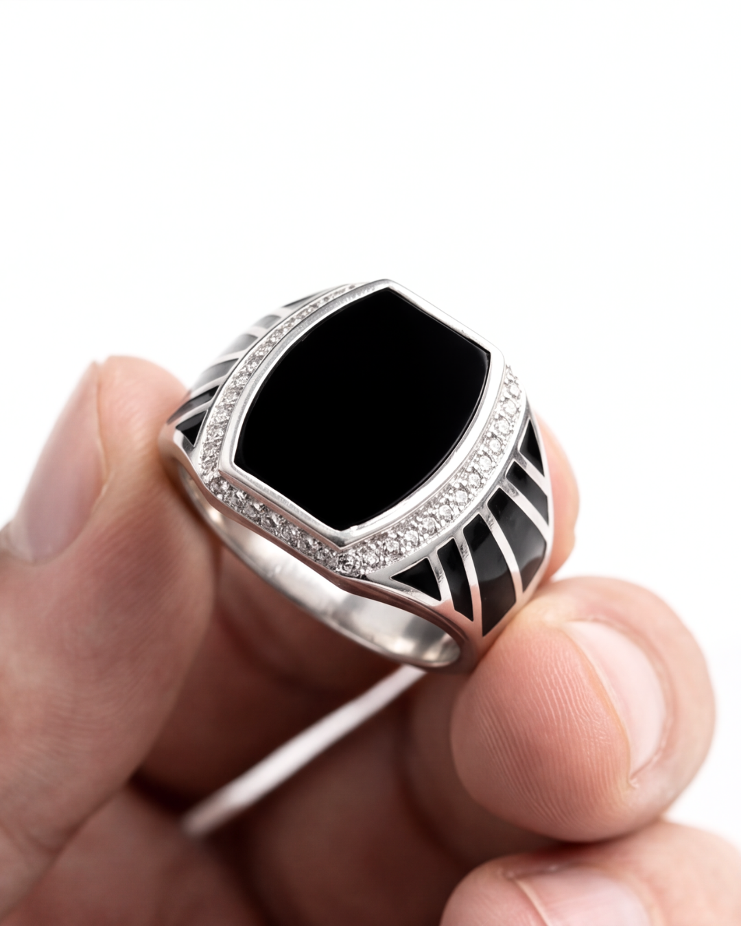 Noir Regent Signet Ring