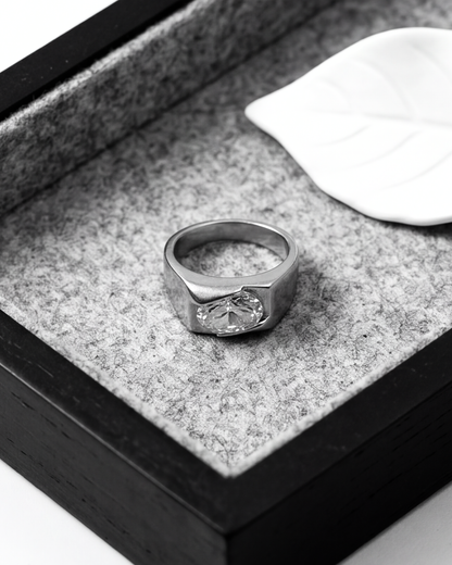 Imperium Solitaire Signet Ring