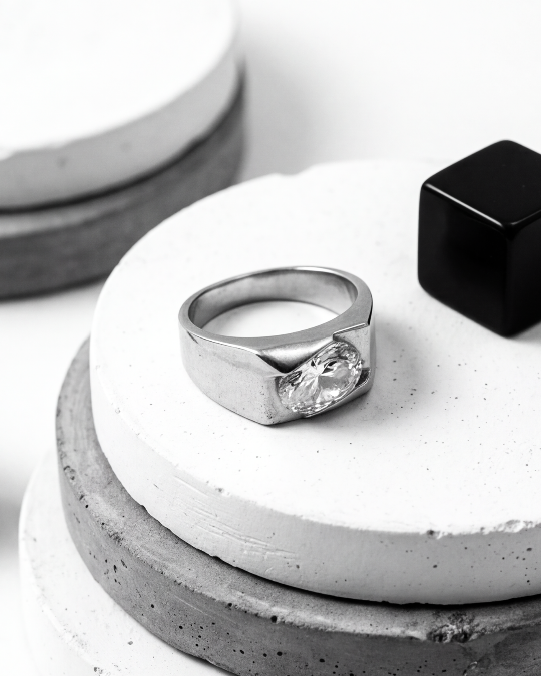 Imperium Solitaire Signet Ring