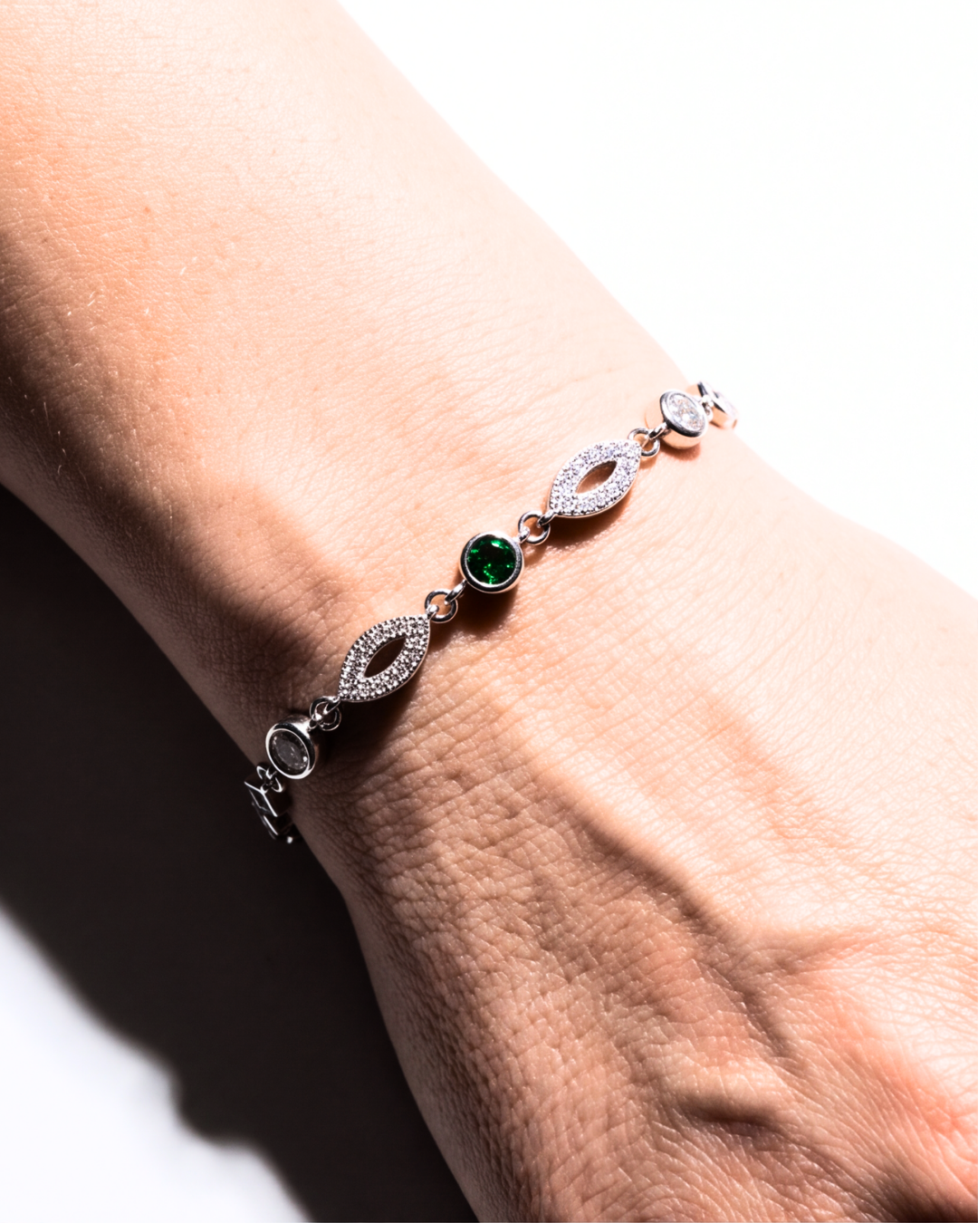 The Emerald Éclat Bracelet