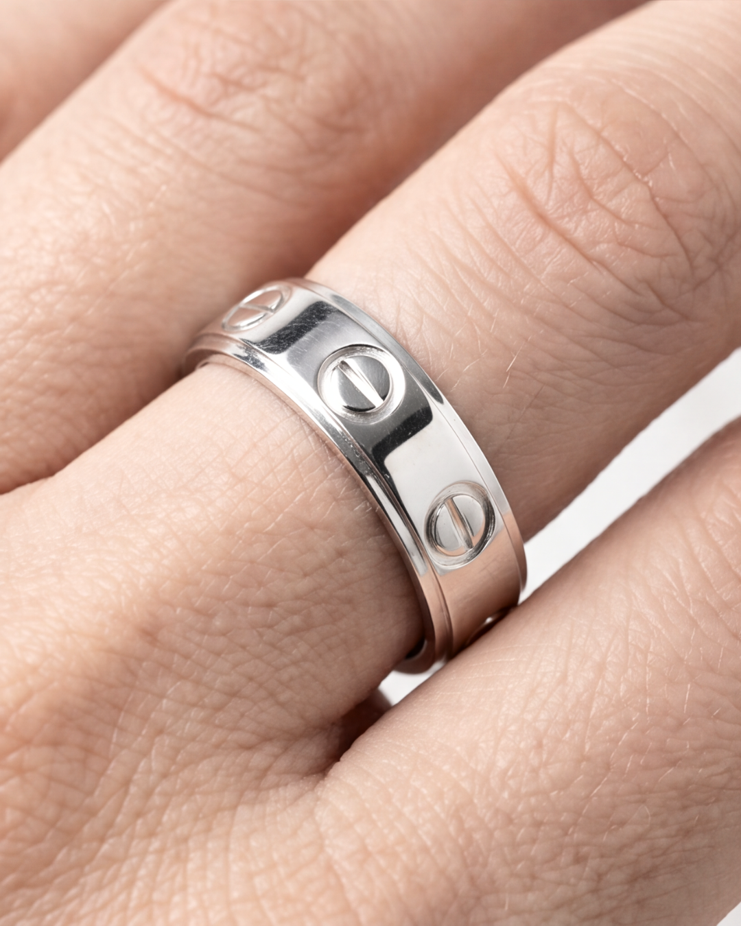 Unisex Luxe Screw Band Ring