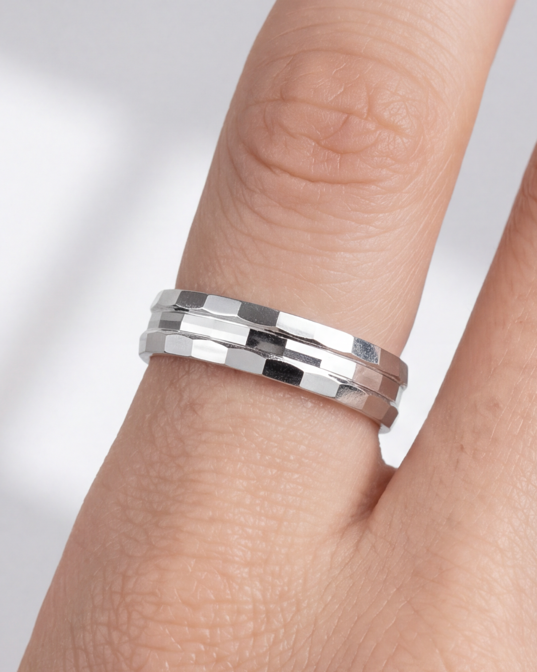 Unisex Prism Edge Band Ring