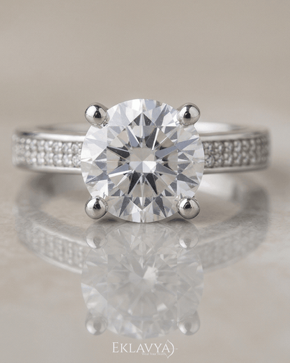 The Grand Solitaire Ring