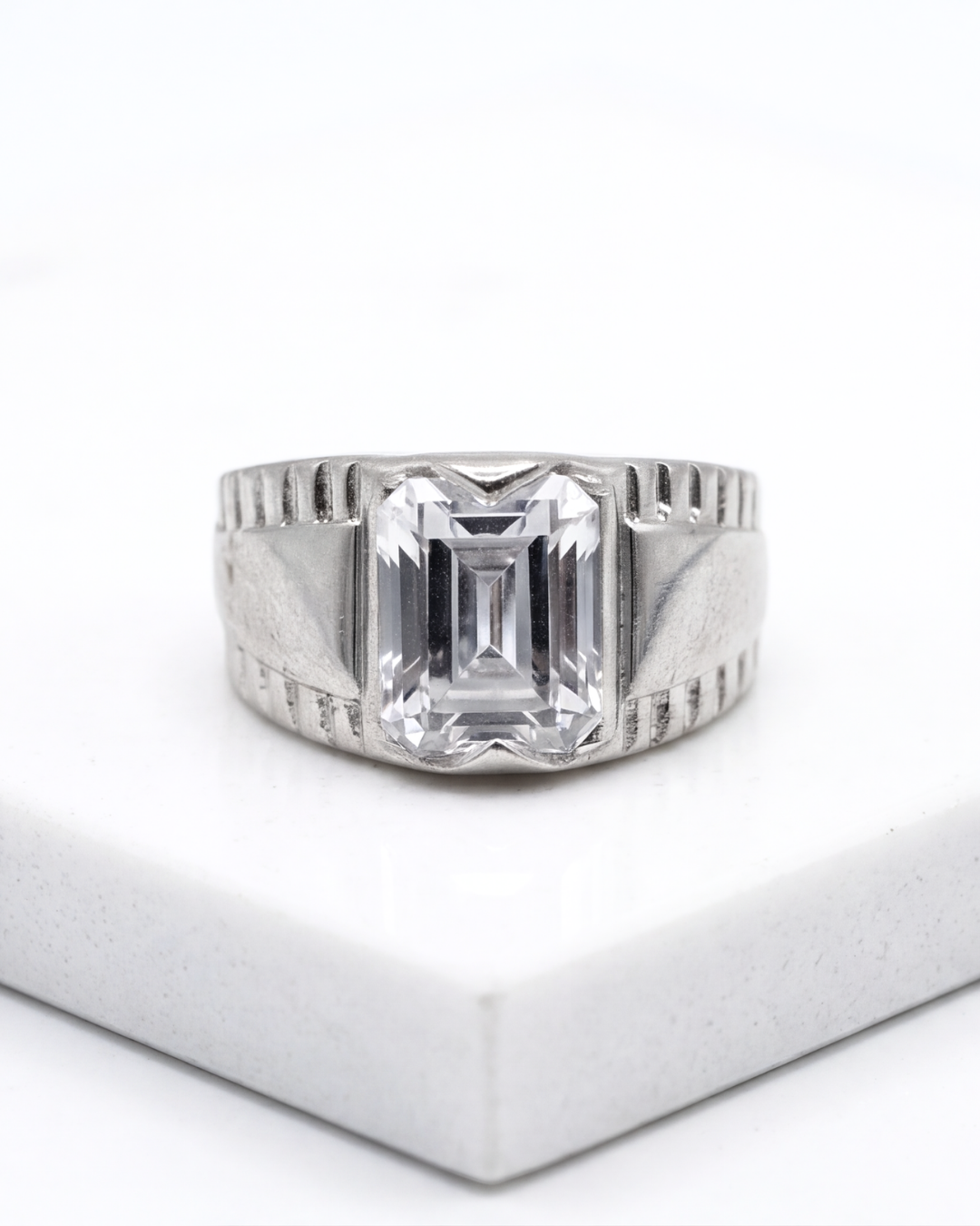 Titan Regent Ring