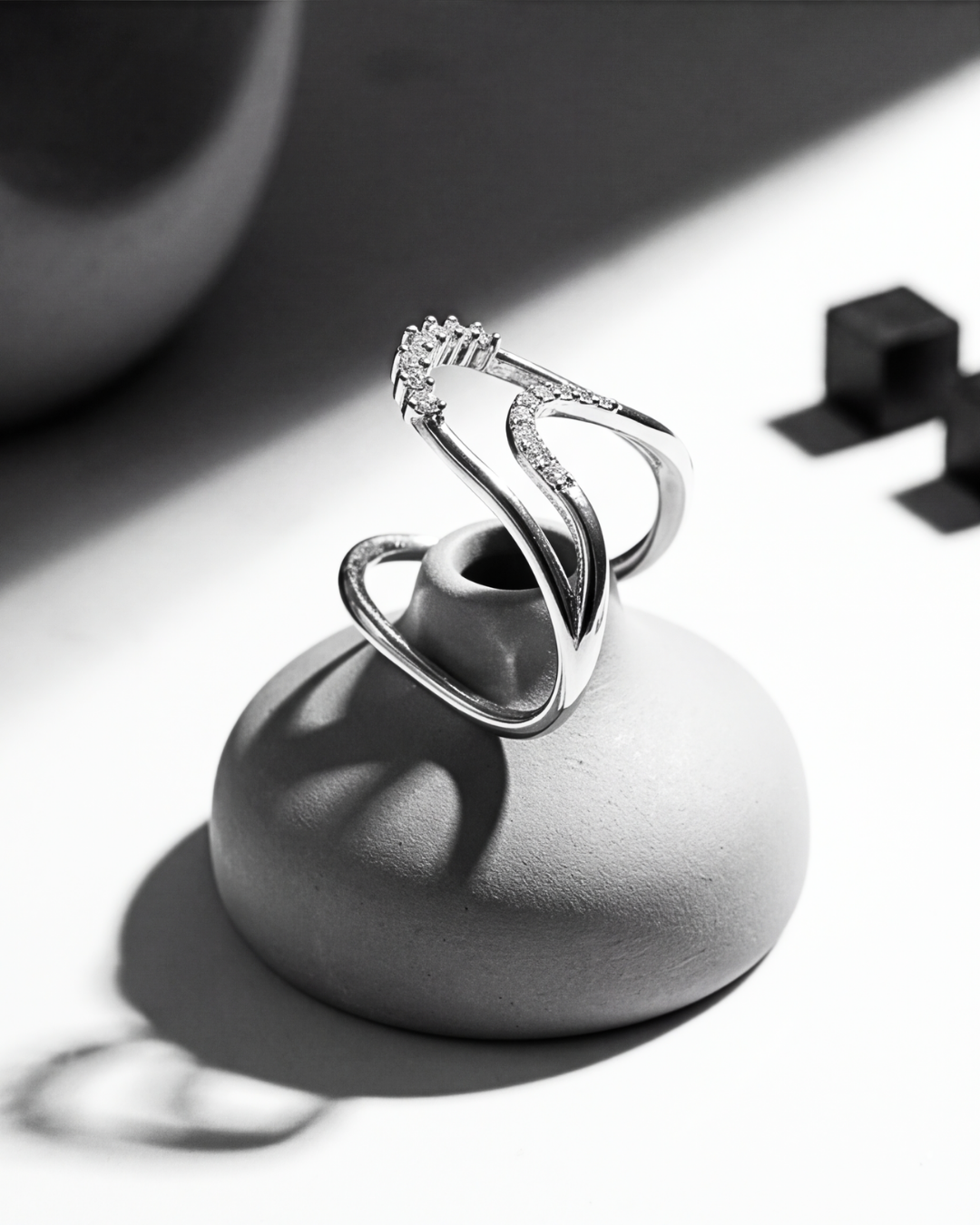 Eklavya Luxe Curve Ring — catalog image 2