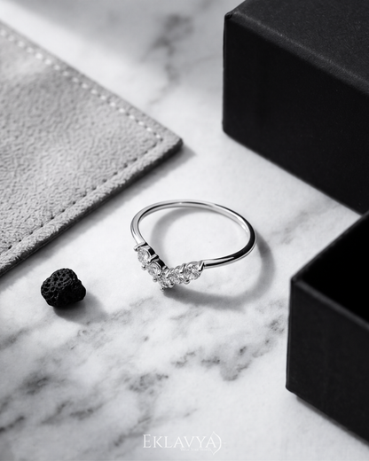 Celestia Curve Ring