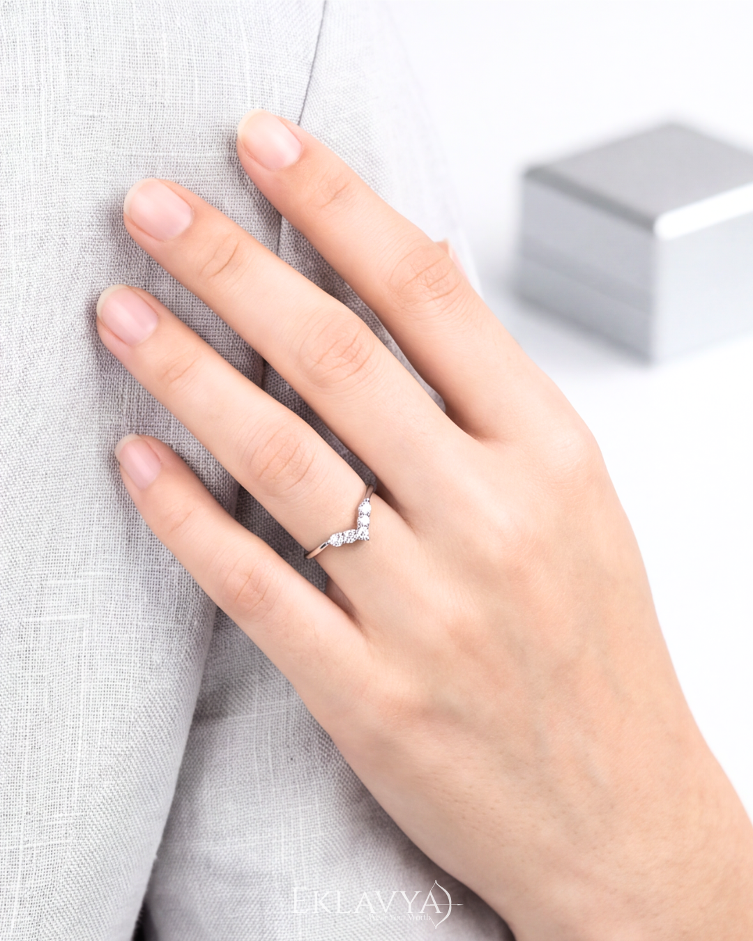 Celestia Curve Ring