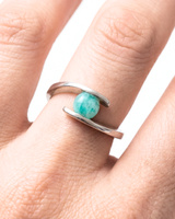 Amazora Orbit Ring