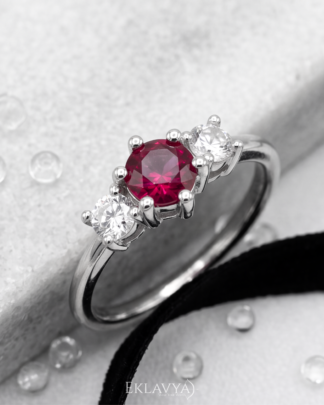 Rubélle Trinity Ring