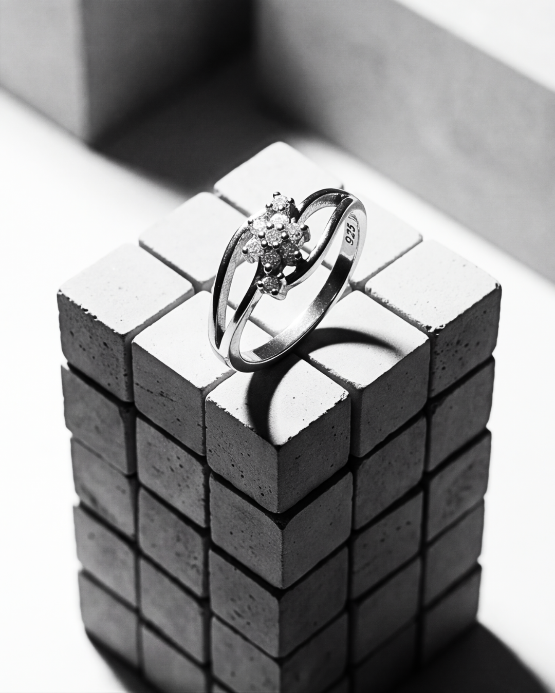 Eklavya Royal Halo Ring — catalog image 5