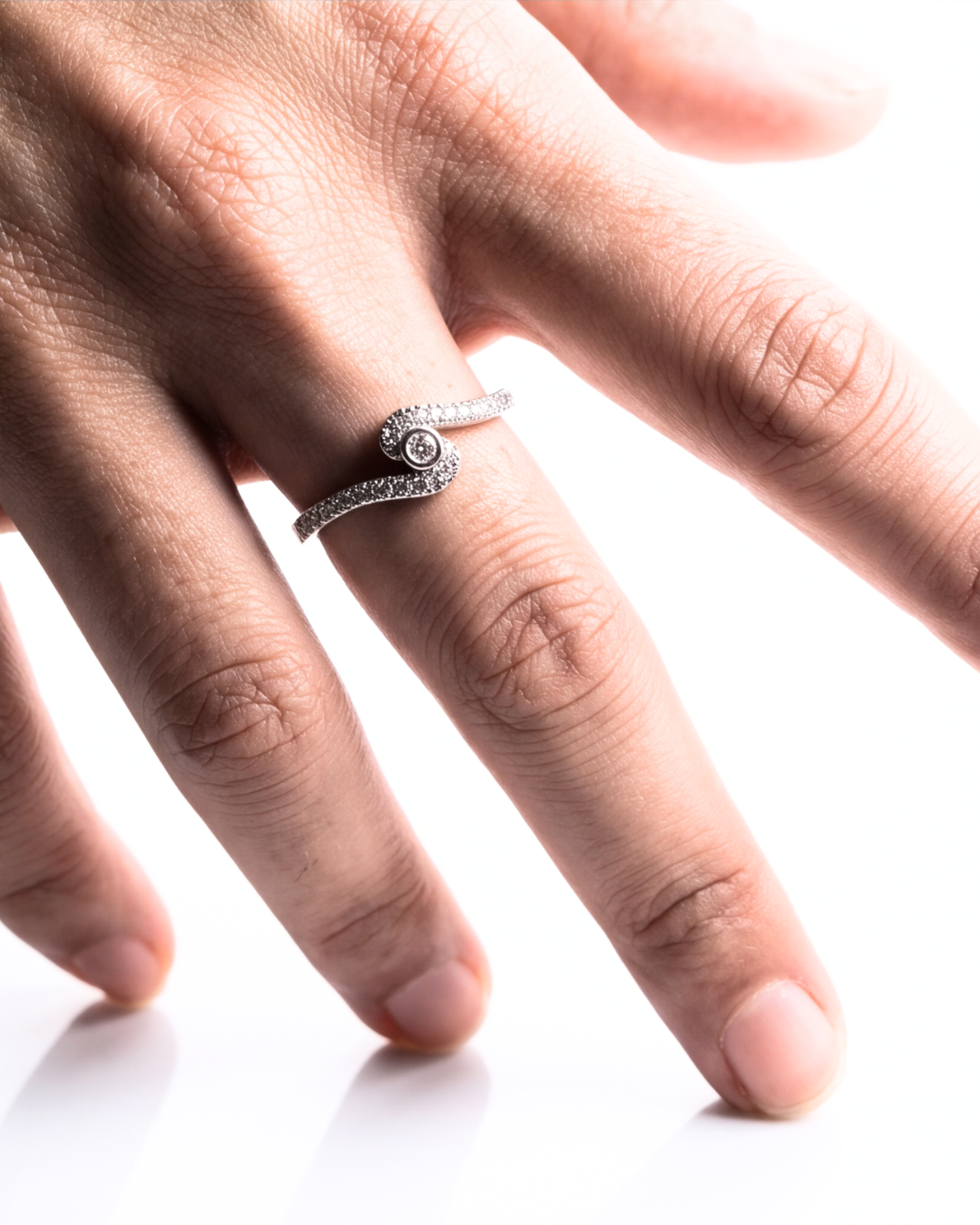 Eklavya Infinity Solitaire Ring — catalog image 2