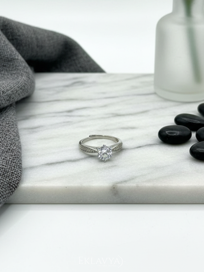 Lumiera Solitaire Ring