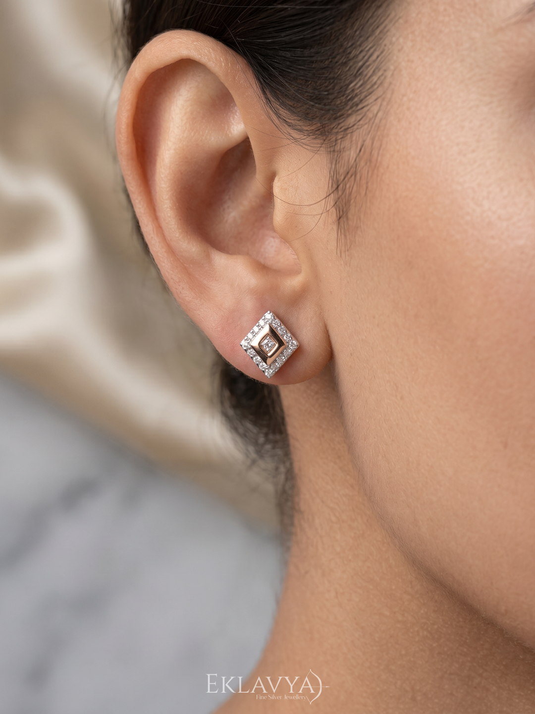 Étoile Grace Studs