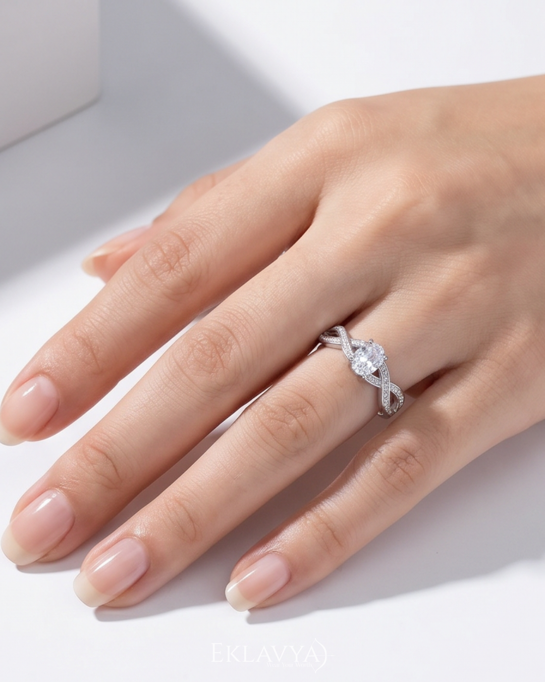 Aurelia Luxe Solitaire Ring