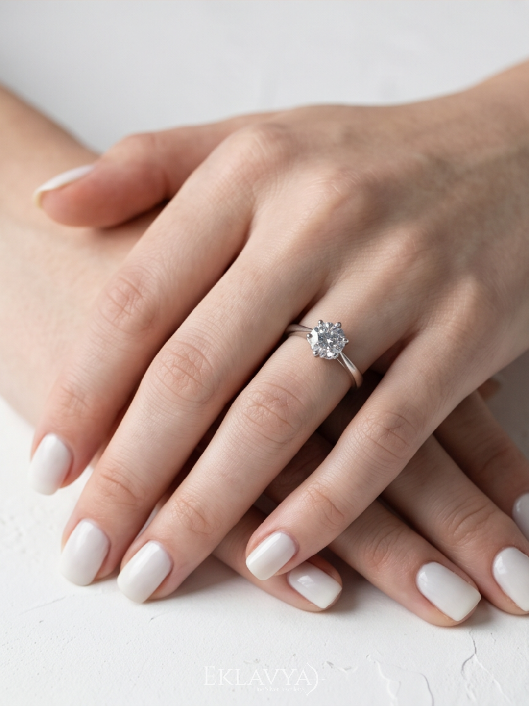 Élanor Solitaire Ring