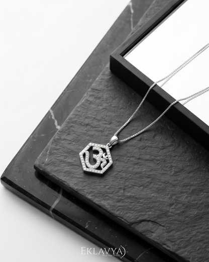 Omnira Divine Pendant