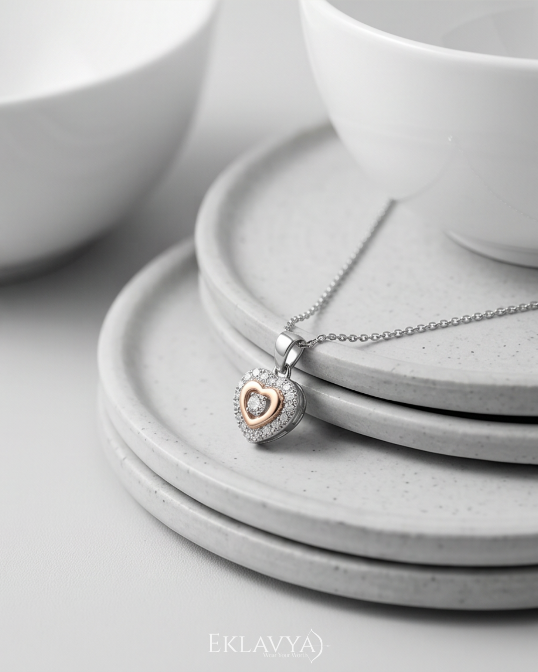 Lunéva Heart Pendant
