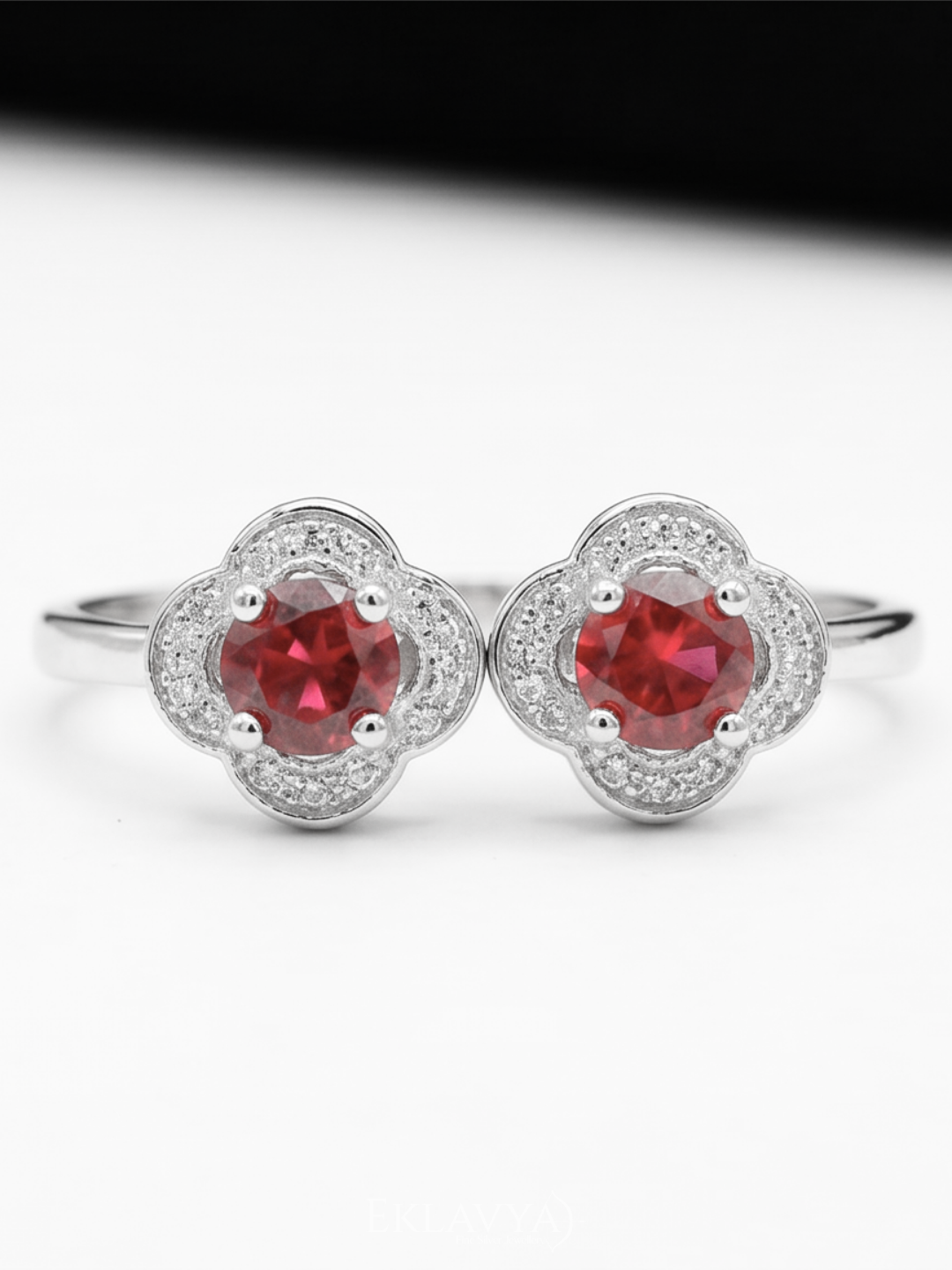 Rubélia Bloom Toe Rings