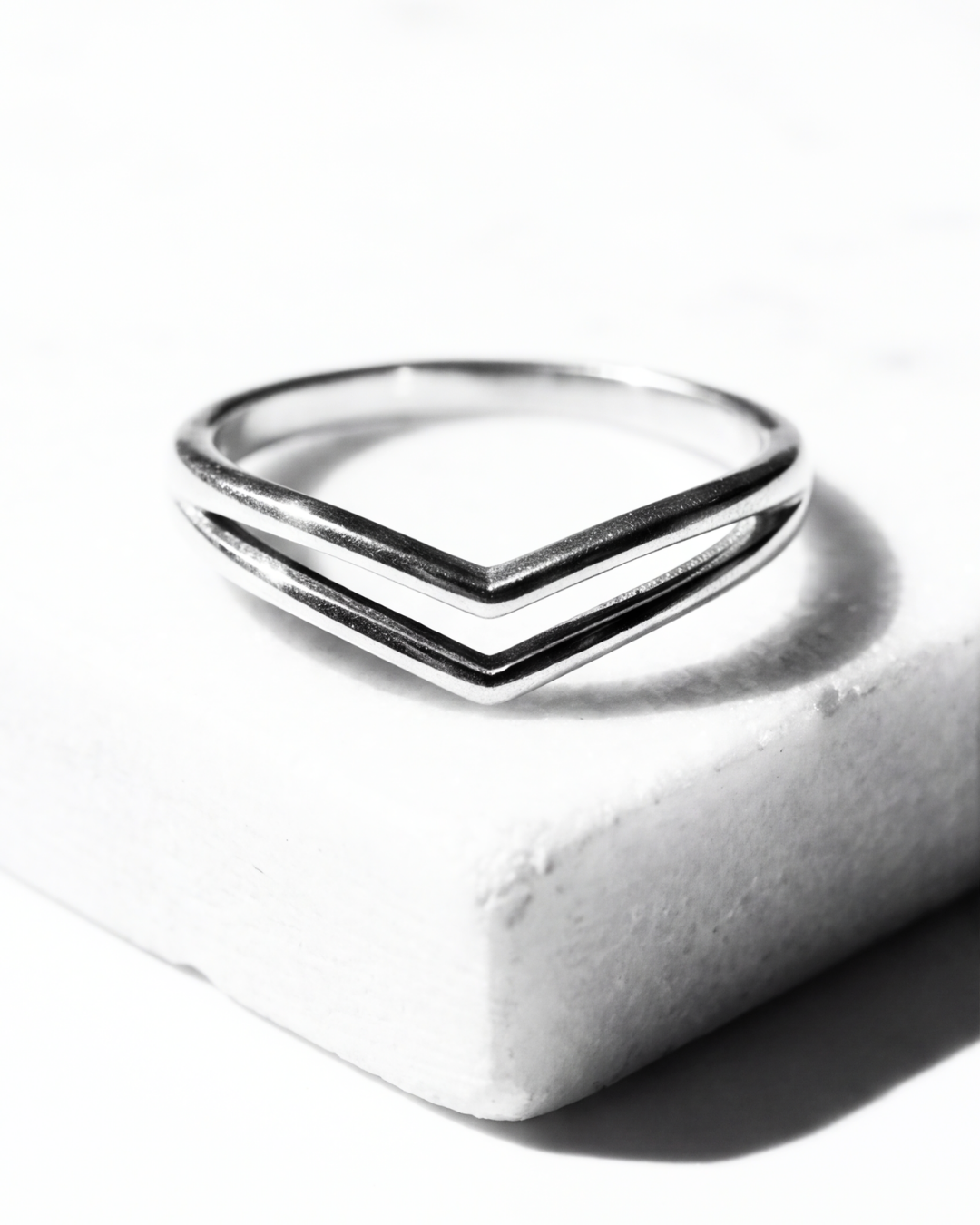 The V-Élan Ring