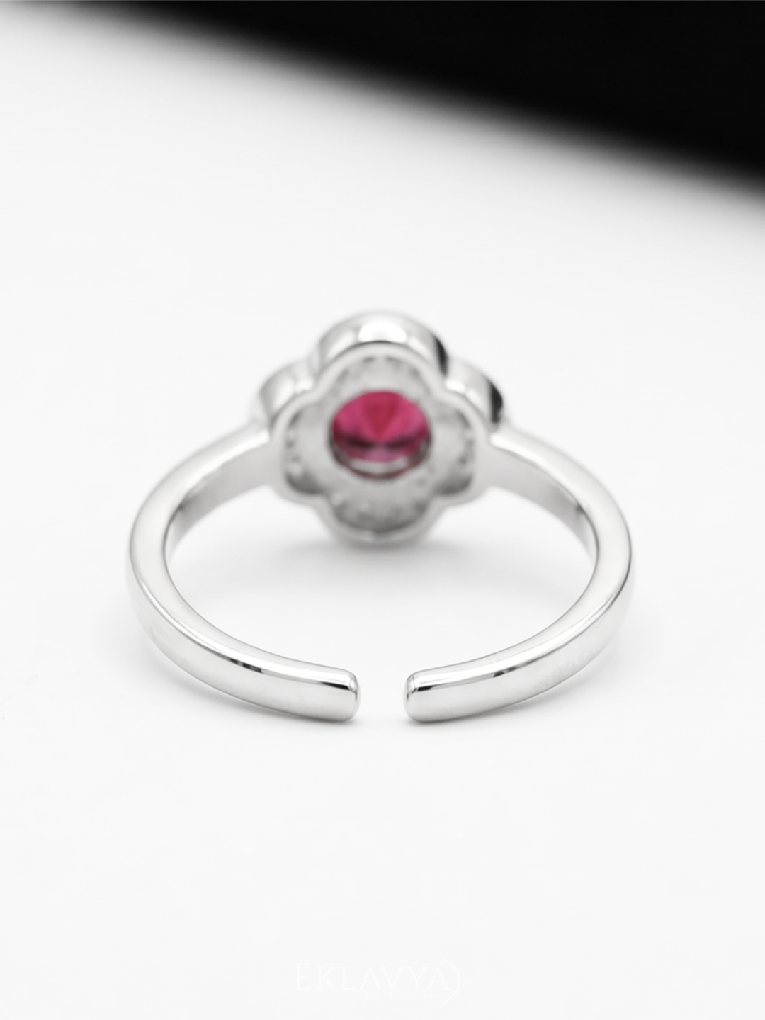 Rubélia Bloom Toe Rings