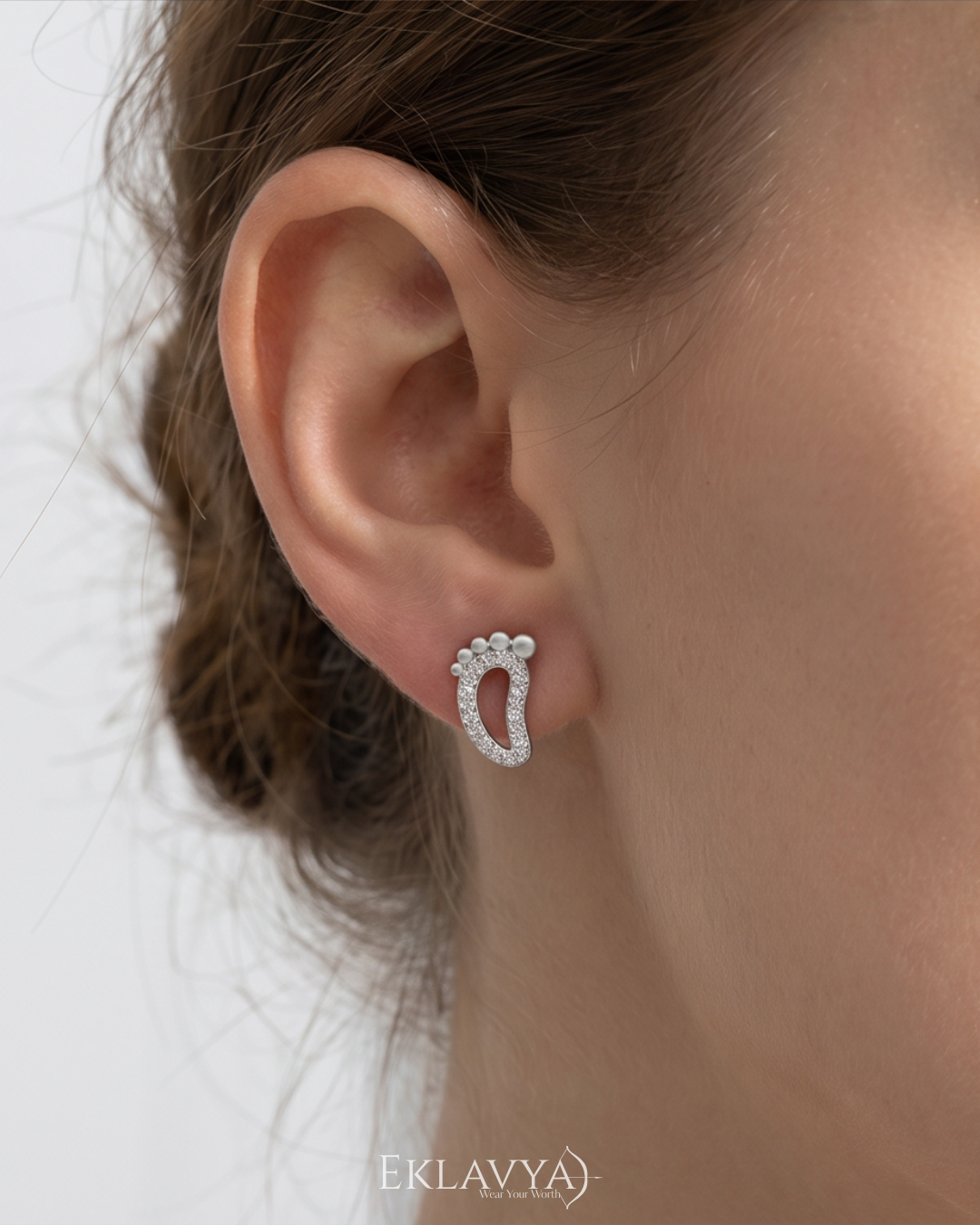 Paiselle Pendant & Earrings Set