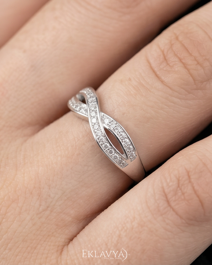 Élantra Infinity Ring