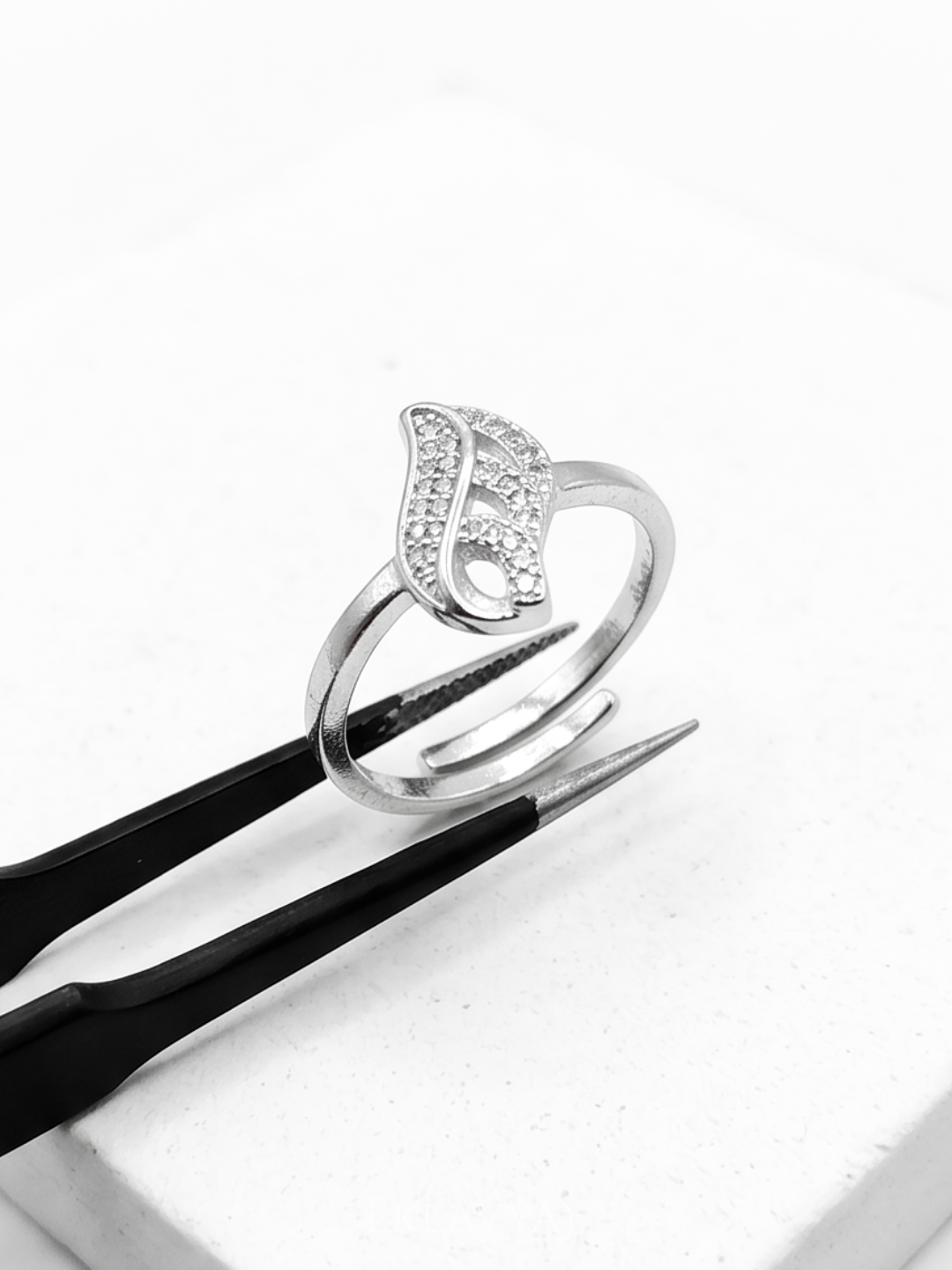Élaris Wave Toe Rings